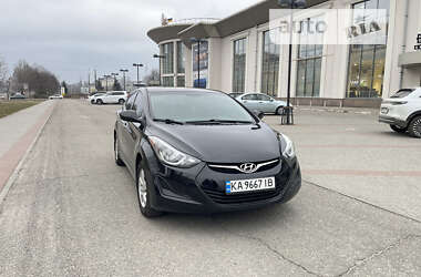 Седан Hyundai Elantra 2014 в Днепре