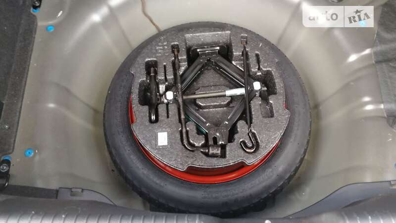 Хэтчбек Hyundai Elantra 2015 в Одессе