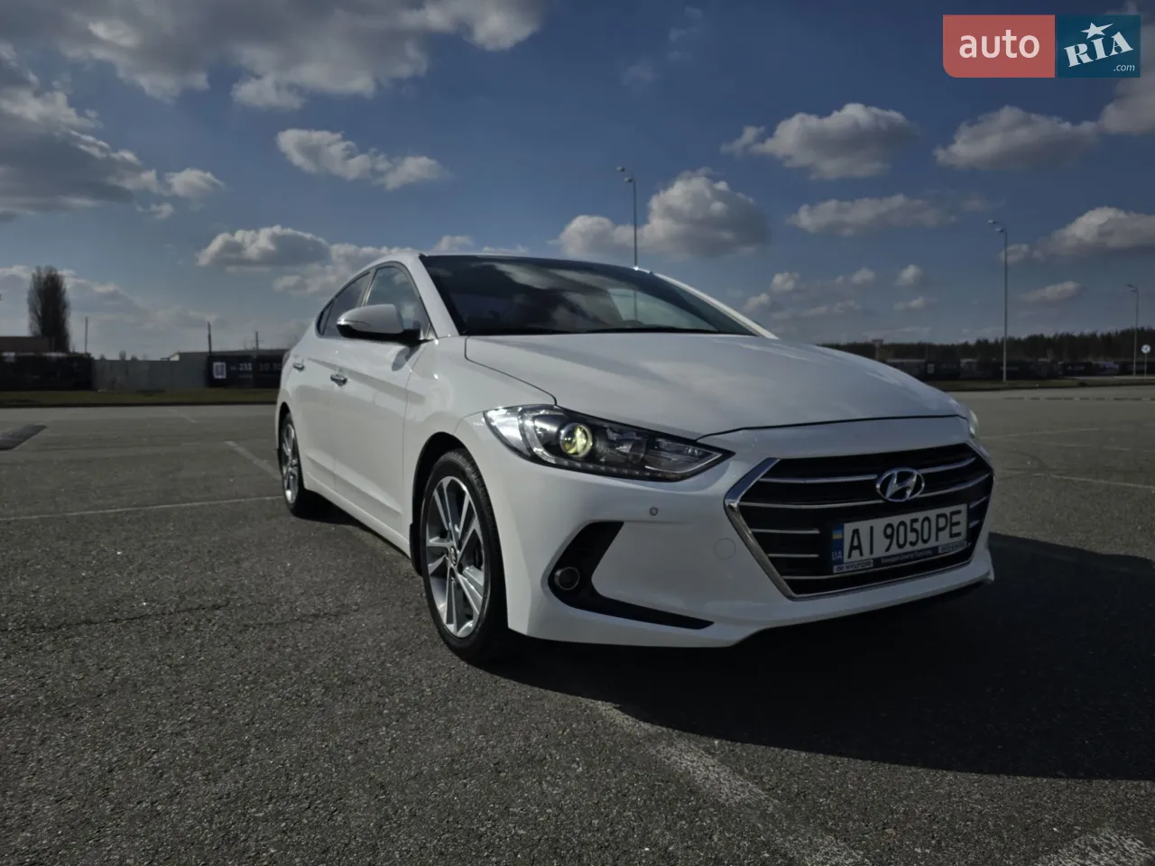 2016 Hyundai Elantra - мініатюра 43