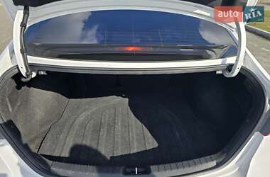 Седан Hyundai Elantra 2016 в Макарове
