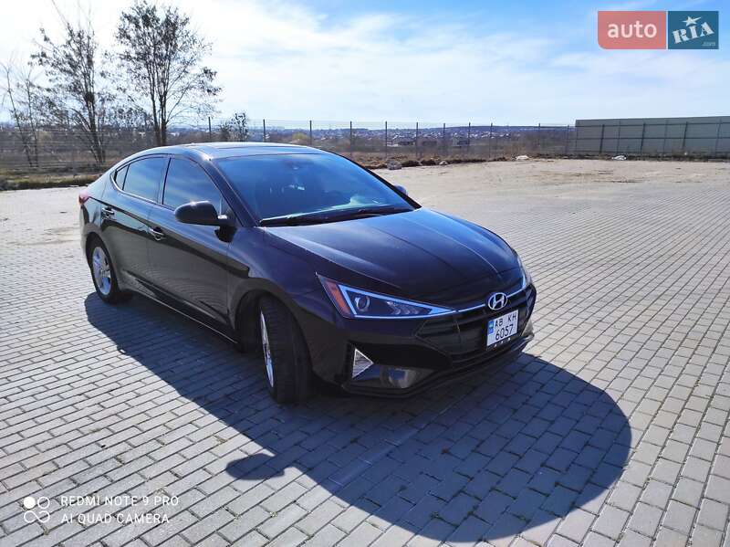 Седан Hyundai Elantra 2018 в Виннице