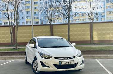 Седан Hyundai Elantra 2015 в Киеве