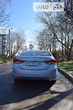 Седан Hyundai Elantra 2011 в Львове