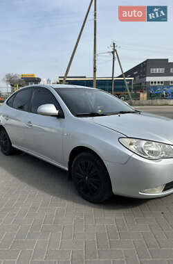 Седан Hyundai Elantra 2008 в Виннице