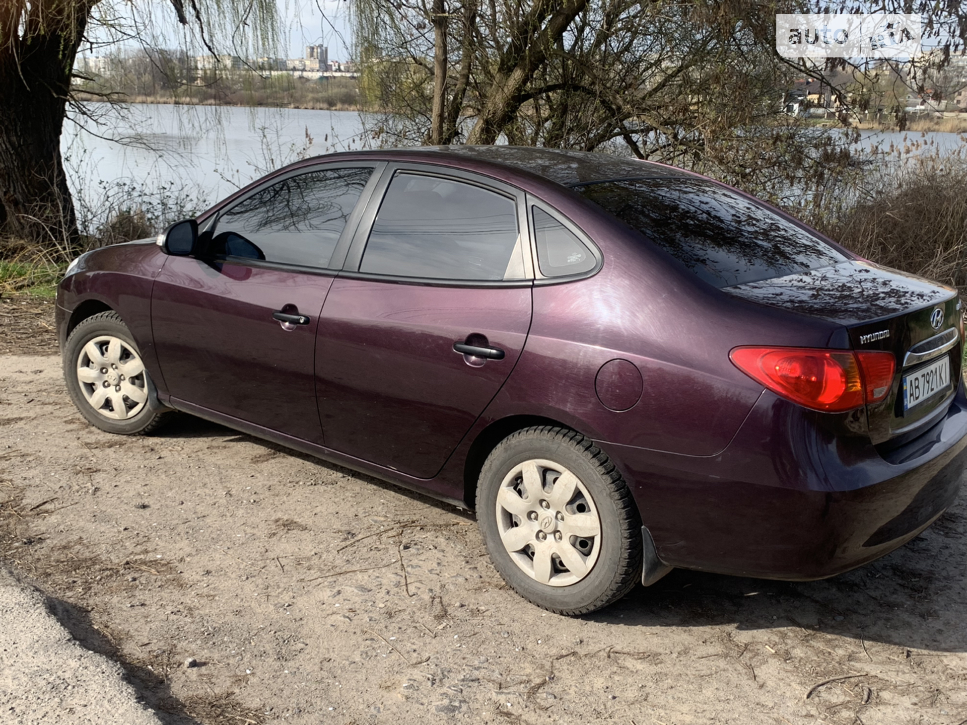 2010 Hyundai Elantra - мініатюра 2