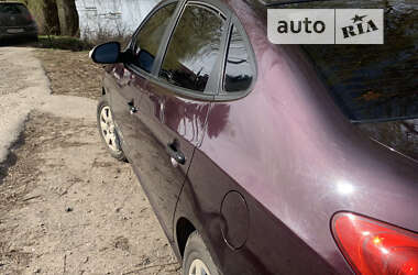 Седан Hyundai Elantra 2010 в Виннице