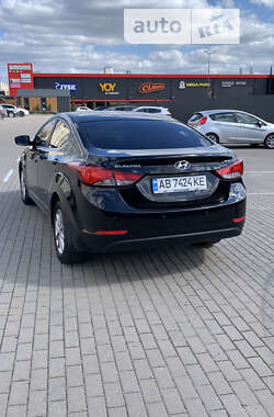 Седан Hyundai Elantra 2014 в Виннице