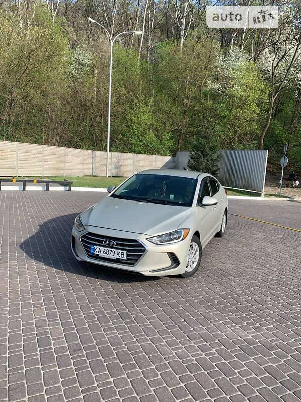 Седан Hyundai Elantra 2017 в Обухові