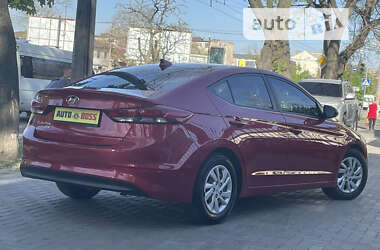 Седан Hyundai Elantra 2017 в Миколаєві