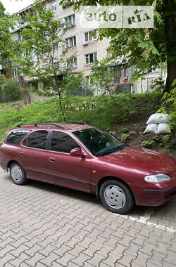 Универсал Hyundai Elantra 1995 в Черновцах