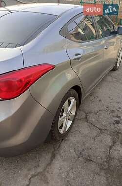 Седан Hyundai Elantra 2012 в Николаеве