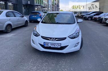 Седан Hyundai Elantra 2013 в Киеве