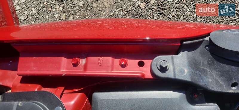 Седан Hyundai Elantra 2018 в Киеве