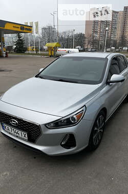 Хэтчбек Hyundai Elantra 2018 в Киеве