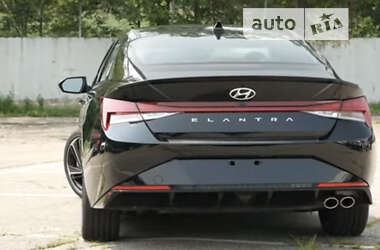 Седан Hyundai Elantra 2023 в Одессе