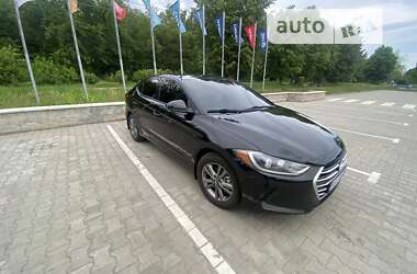 Седан Hyundai Elantra 2015 в Виннице