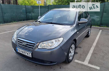 Седан Hyundai Elantra 2007 в Киеве