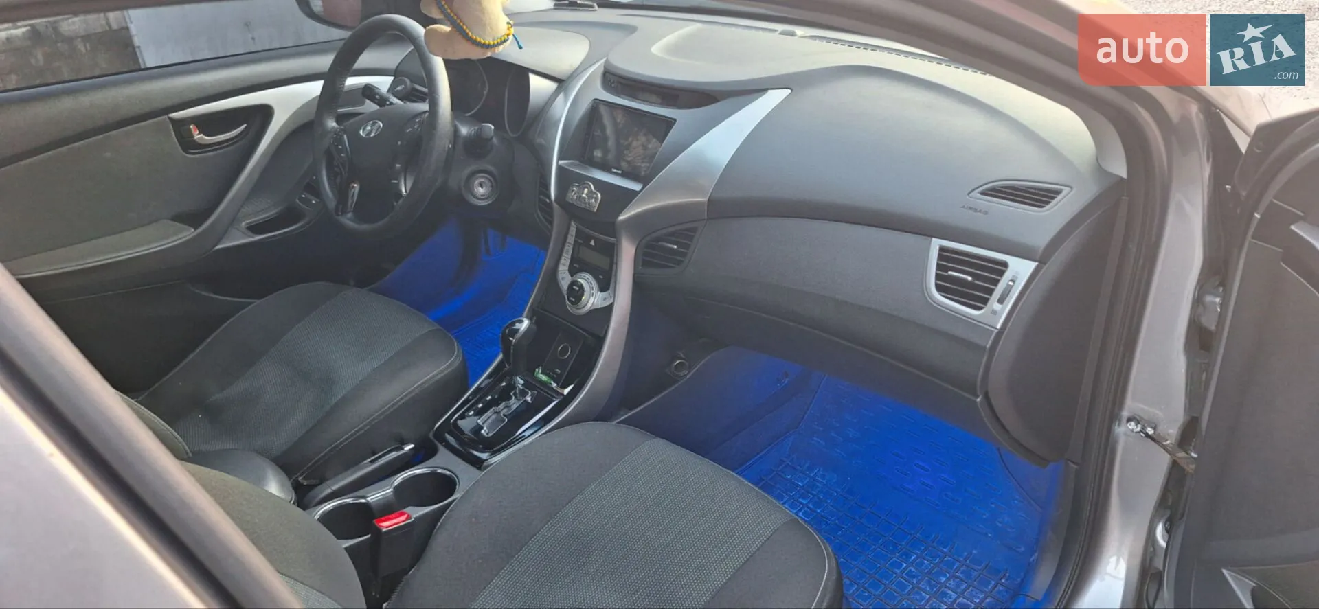 2011 Hyundai Elantra - мініатюра 5