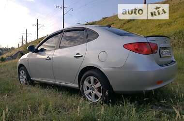 Седан Hyundai Elantra 2008 в Киеве