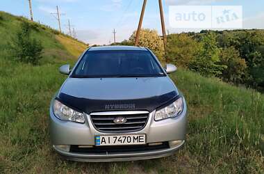 Седан Hyundai Elantra 2008 в Киеве