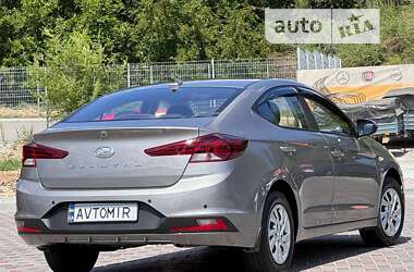 Седан Hyundai Elantra 2020 в Запорожье