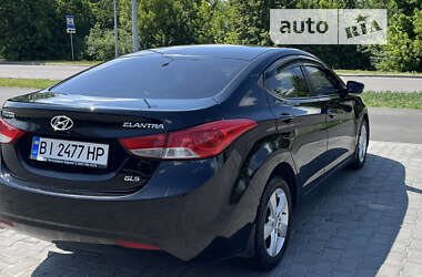Седан Hyundai Elantra 2013 в Полтаве