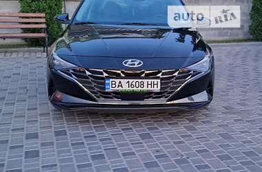 Седан Hyundai Elantra 2021 в Кропивницькому