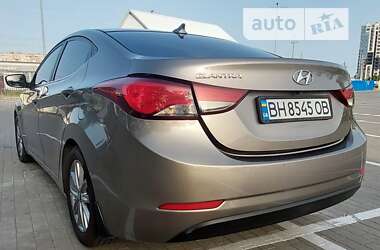 Седан Hyundai Elantra 2014 в Одесі