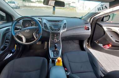 Седан Hyundai Elantra 2014 в Одесі