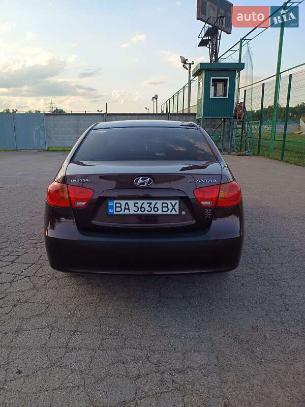 Седан Hyundai Elantra 2008 в Александрие