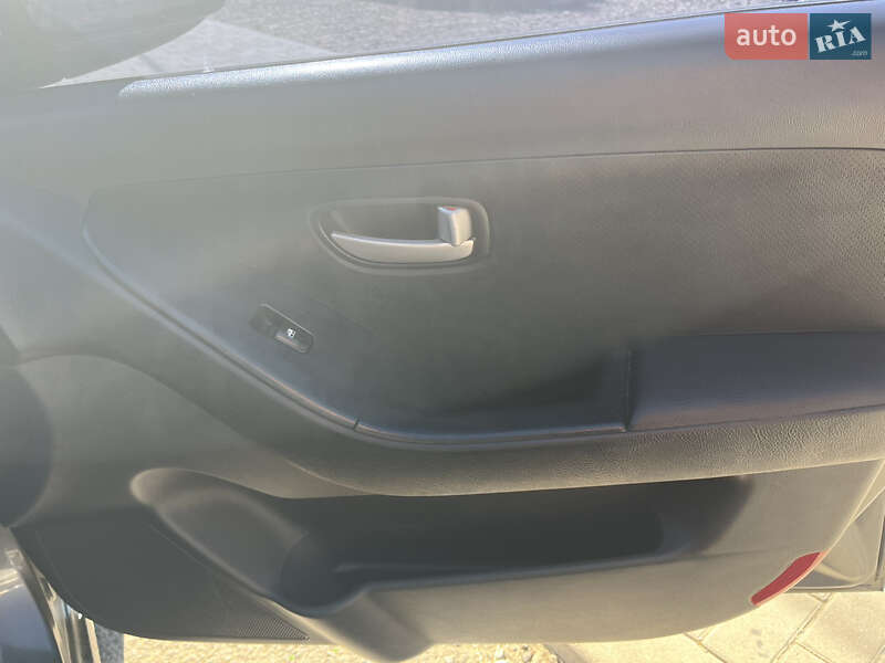 Седан Hyundai Elantra 2008 в Хусті