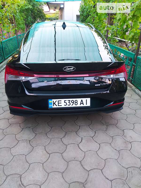 Седан Hyundai Elantra 2021 в Кривом Роге