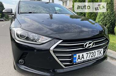 Седан Hyundai Elantra 2018 в Києві