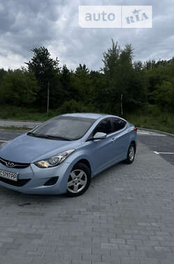 Седан Hyundai Elantra 2011 в Львові