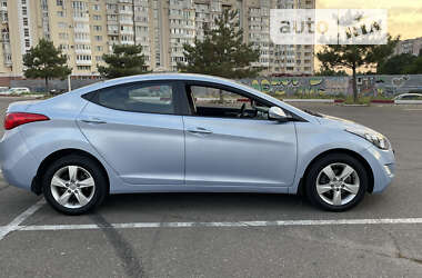 Седан Hyundai Elantra 2012 в Миколаєві