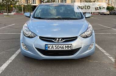 Седан Hyundai Elantra 2012 в Миколаєві