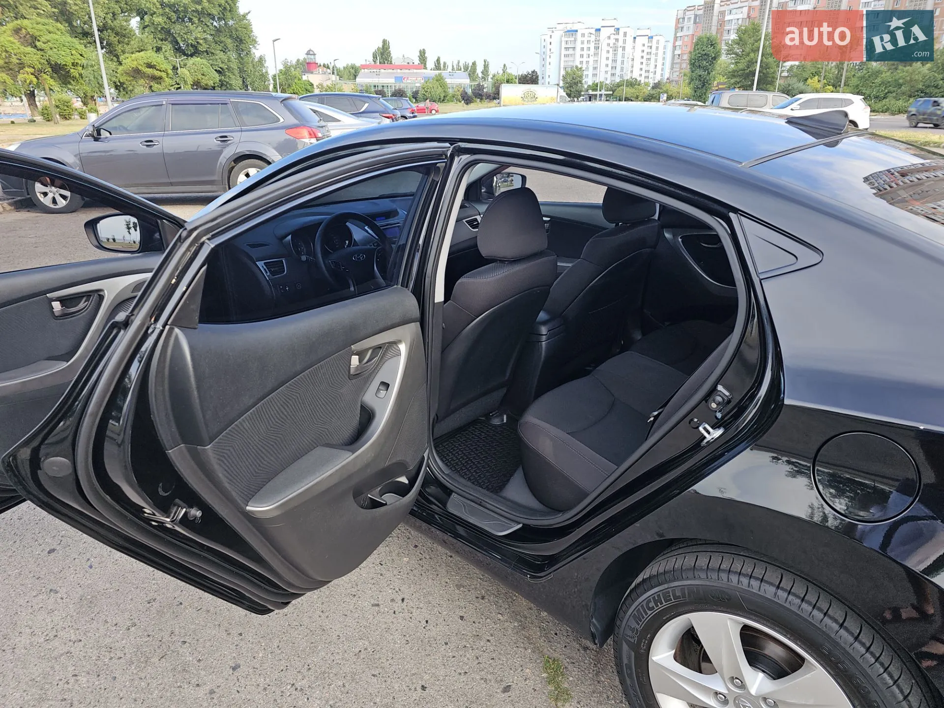 2012 Hyundai Elantra - мініатюра 19