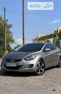 Седан Hyundai Elantra 2012 в Вінниці