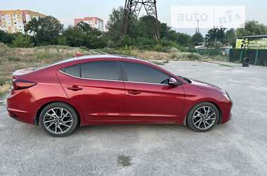 Седан Hyundai Elantra 2019 в Харкові