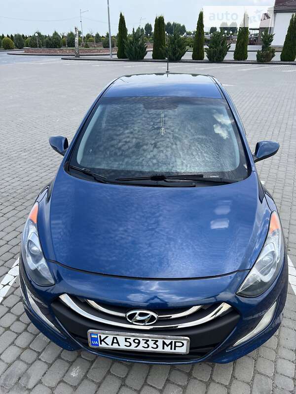 Хэтчбек Hyundai Elantra 2014 в Шепетовке