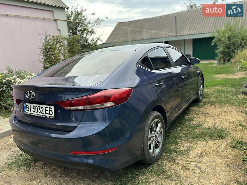 Седан Hyundai Elantra 2017 в Полтаві
