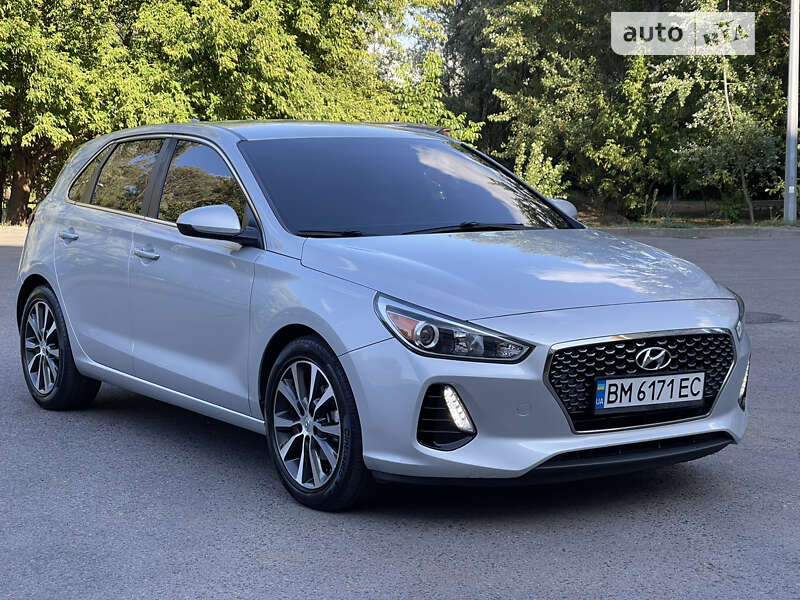 Хетчбек Hyundai Elantra 2018 в Сумах