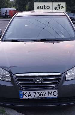 Седан Hyundai Elantra 2008 в Києві