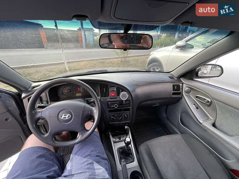 Седан Hyundai Elantra 2010 в Виннице