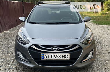 Хэтчбек Hyundai Elantra 2013 в Ивано-Франковске