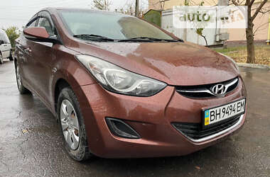 Седан Hyundai Elantra 2013 в Великодолинському