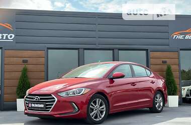 Седан Hyundai Elantra 2016 в Ровно