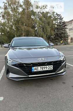 Седан Hyundai Elantra 2022 в Кривому Розі