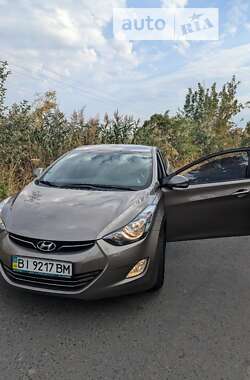 Седан Hyundai Elantra 2012 в Заводском