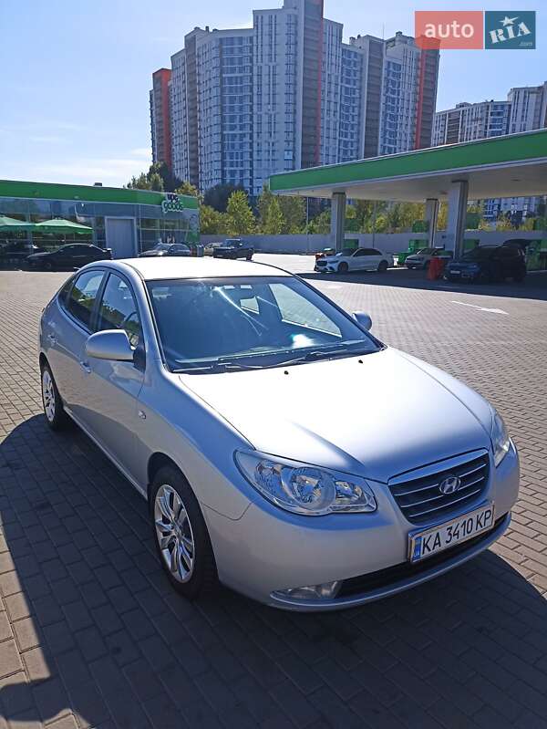Hyundai Elantra 2008